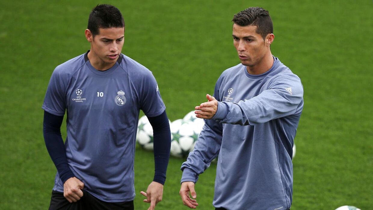 »Det er meget bedre for dig, hvis du bliver her.« Cristiano Ronaldo har angiveligt overbevist sin ven og holdkammerat James Rodriguez om, at det vil være bedst for ham, hvis han bliver i Real Madrid.