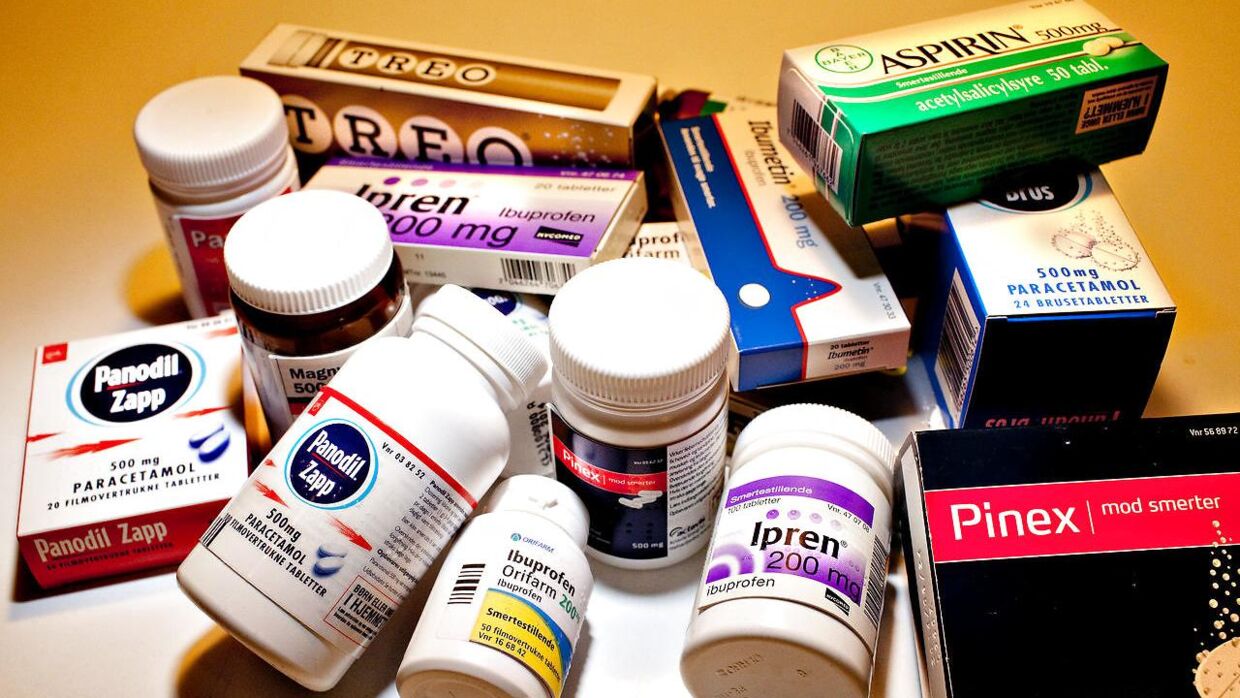 ARKIVFOTO En dansk professor advarer nu mod brugen af Ibuprofen. (Bemærk venligst, at dette billede også afbilder en række produkter som eksempelvis Panodil, Treo og Pinex, der ikke indeholder ibuprofen.)