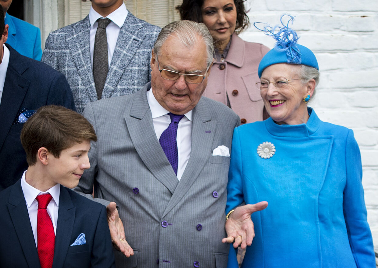 Prins Felix konfirmation Fredensborg Slotskirke Dronning Margrethe Prins Henrik